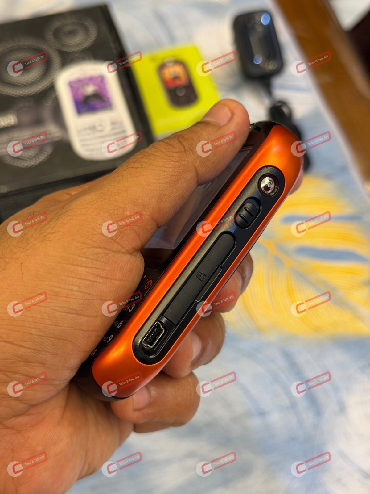 VINTAGE MOTOROLA ROKR E2 (Made in Singapore) - Image 4