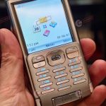 VINTAGE SONY ERICSSON P990i 3G PHONE FROM CANADA - Image 4
